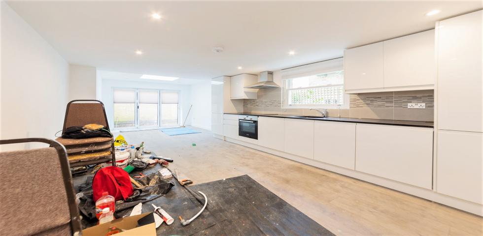 			NEWLY REFURBISHED, 3 Bedroom, 1 bath, 1 reception Flat			 Sumatra Road, WEST HAMPSTEAD